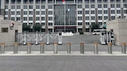 医院急救通道升降柱标准