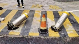 阻车路障的安装与维护要点：确保长期稳定运行